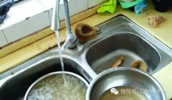 家中自來(lái)水 請安裝凈水器